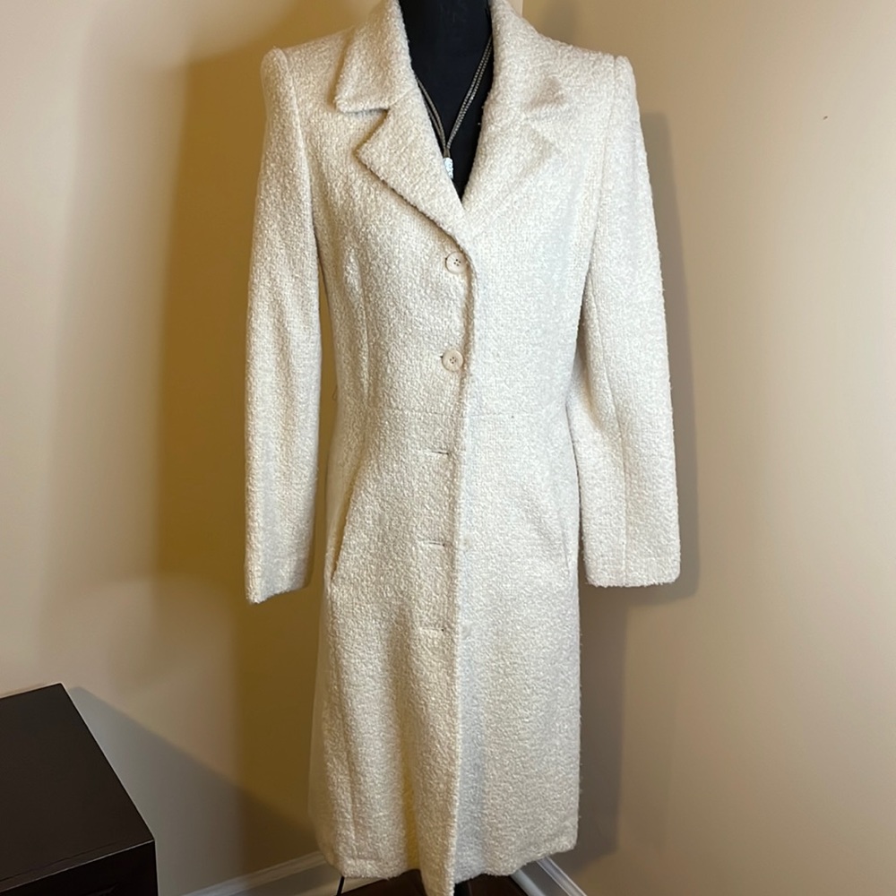 - - Marvin Richard coat
